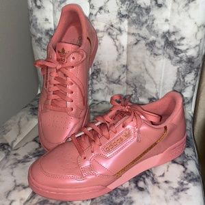 Adidas Retro Sneakers